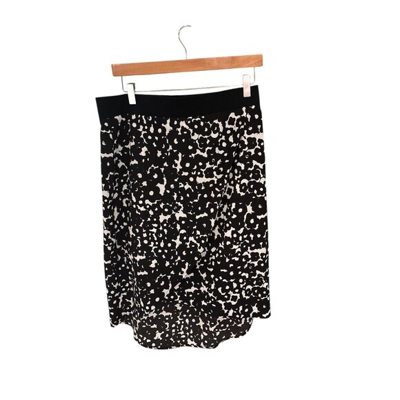 Cabi Womens Black & White Abstract Print Midi Skirt Size M Polyester Blend Elast - Picture 2 of 7